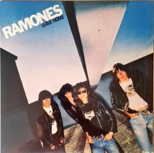 LEAVE HOME (VINILO)