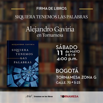 ALEJANDRO GAVIRIA Firma de libros 